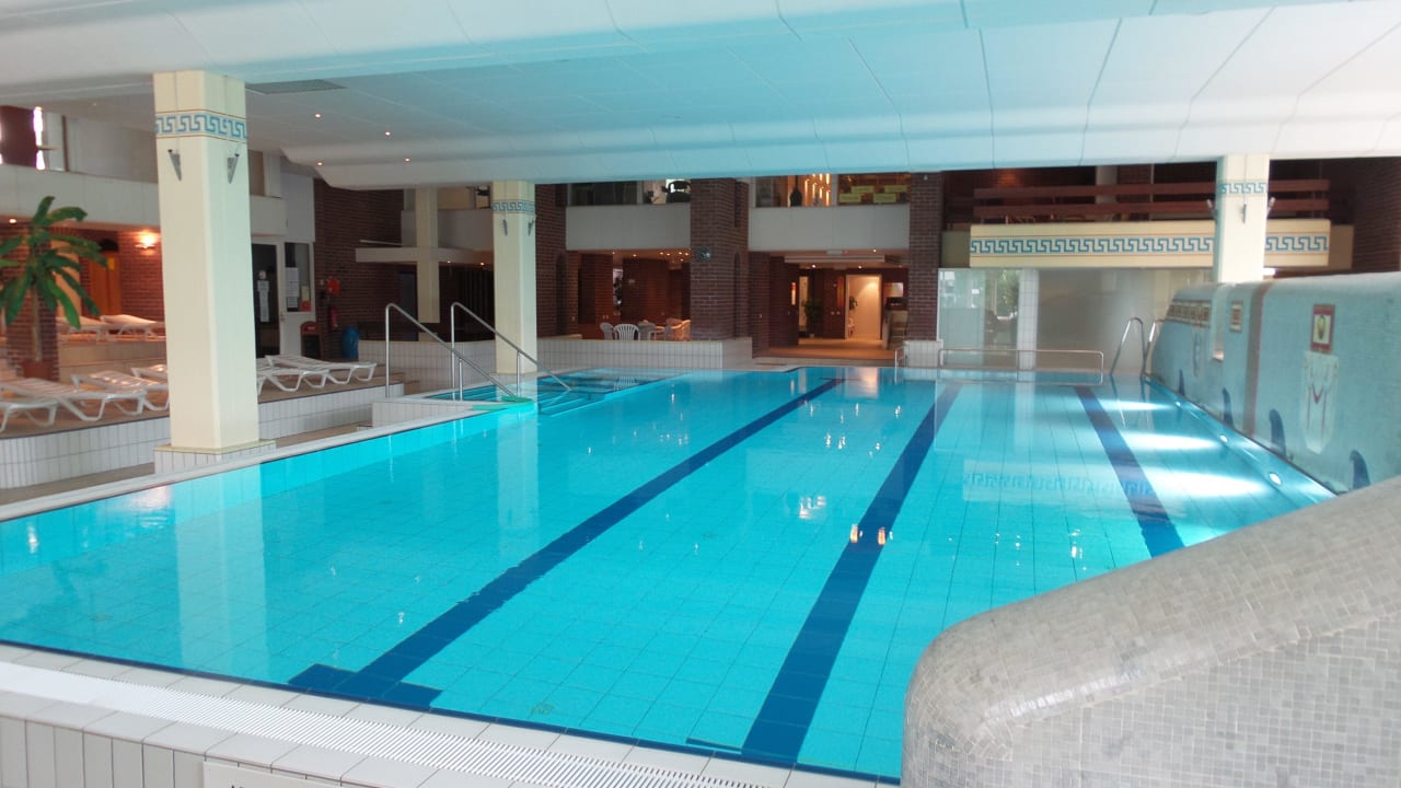 Hotelpool der Extraklasse Predigtstuhl Resort