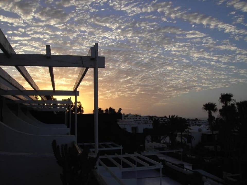 Sonnenaufgang Apartamentos Arena Dorada