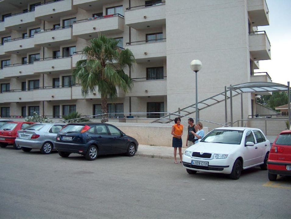 Hoteleingang JS Portocolom Suites