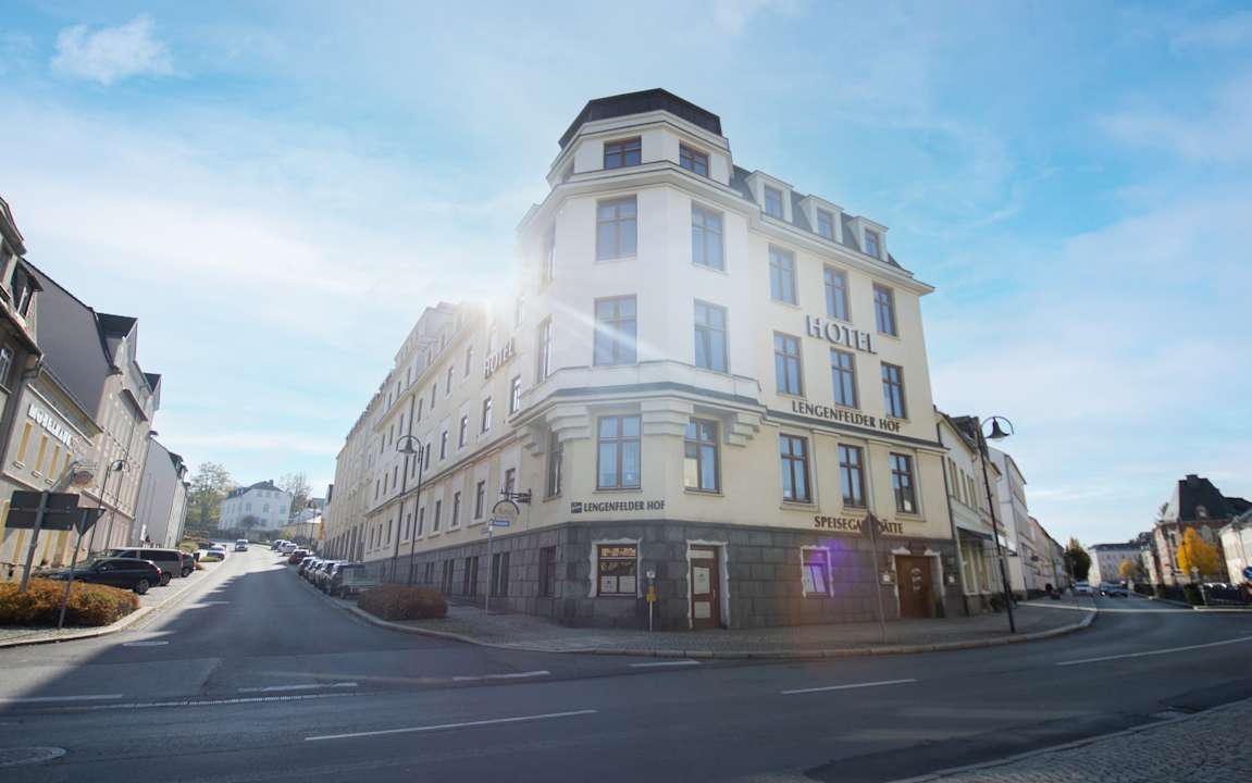 Außenansicht Hotel Lengenfelder Hof