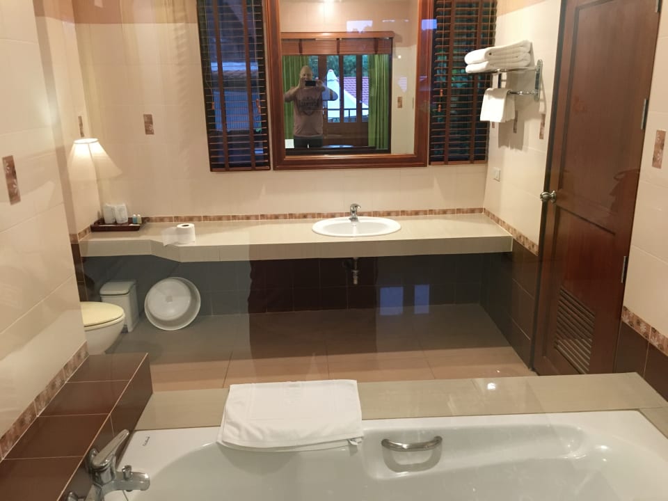 Zimmer PS Thana Resort