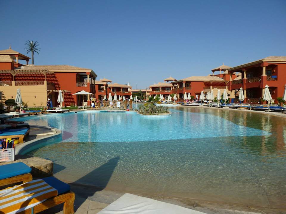 Einer der vielen Pools Pickalbatros Alf Leila Wa Leila Resort - Neverland Hurghada