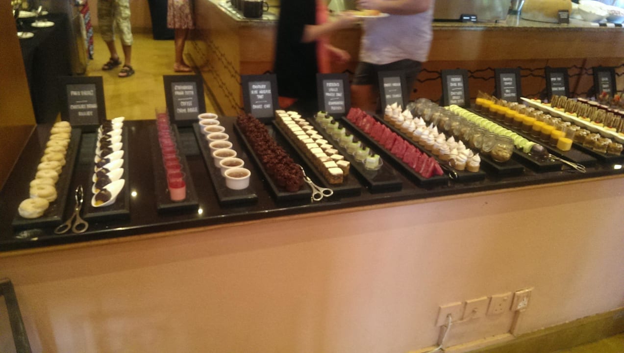 Dessert The Cove Rotana Resort