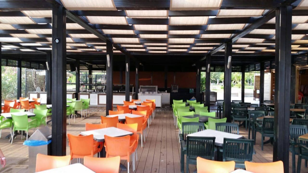 Strandbar Hane Family Resort