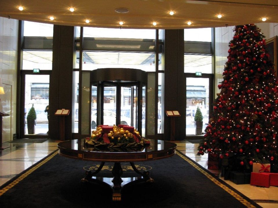 Eingang Breidenbacher Hof