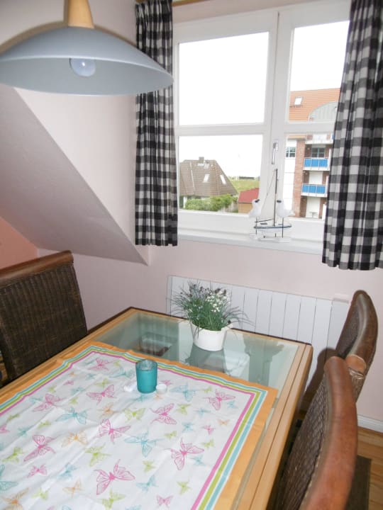 Essbereich it Blick aufs Meer Ferienwohnug Axel Rase