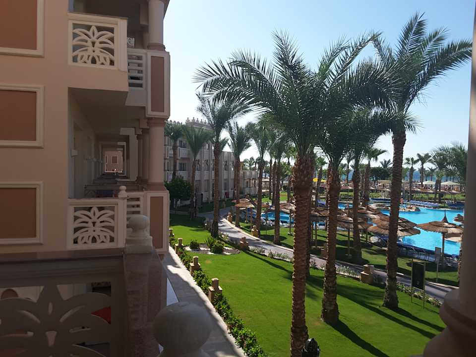 Außenansicht Pickalbatros Palace Resort