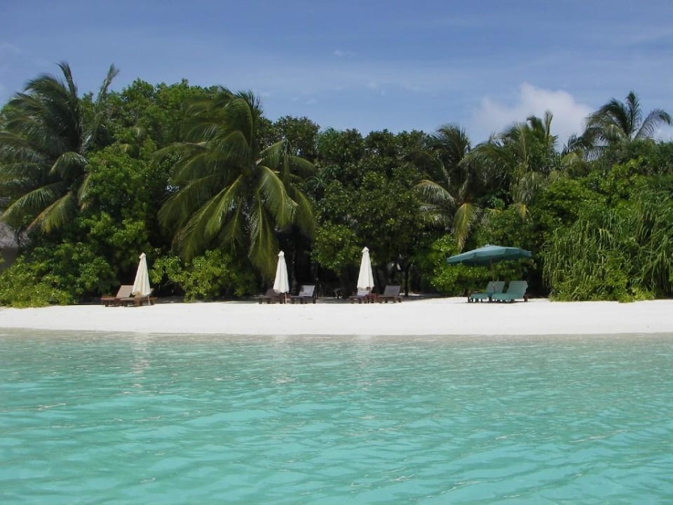Der Strand vor den Villas Nr. 108-106 & 220 Baros Maldives Resort