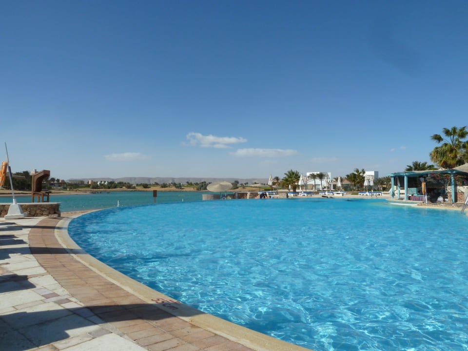 Lagoonpool Mövenpick Resort & Spa El Gouna