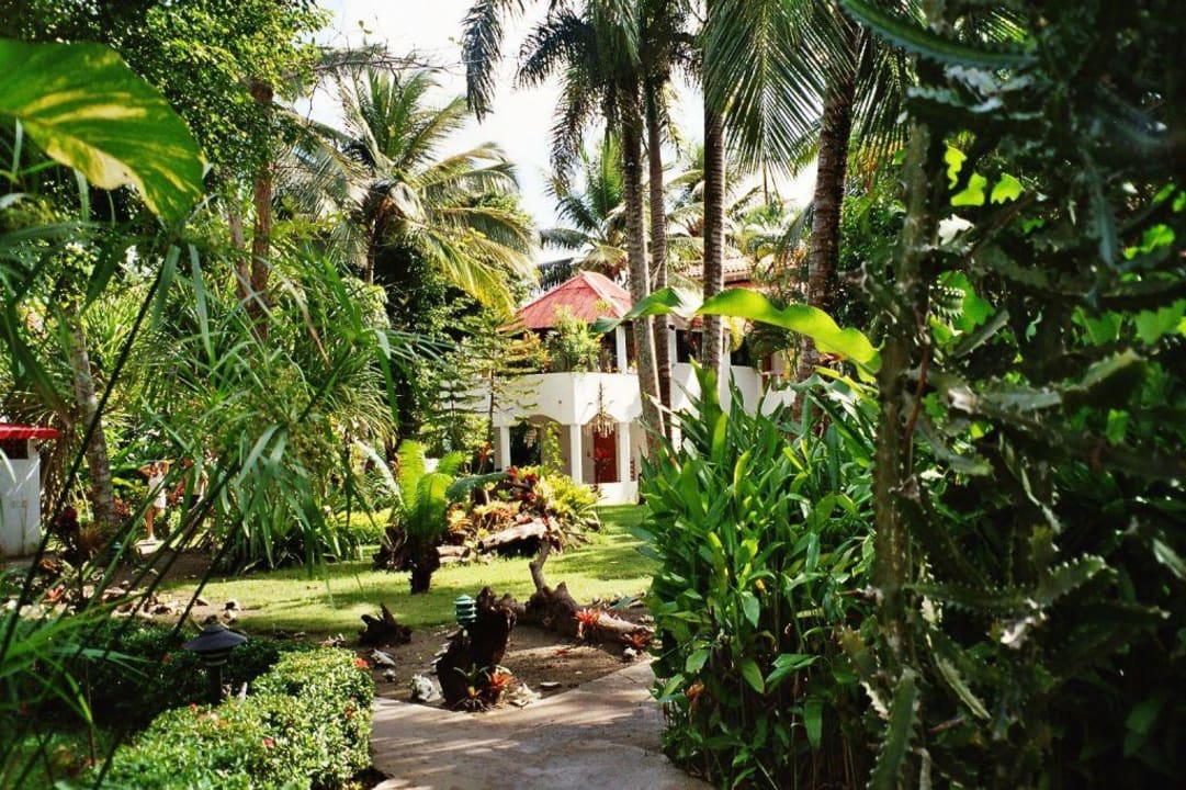Garten, Blick zu weiterem Nebengebäude Casa Phönix Annex Isla Verde