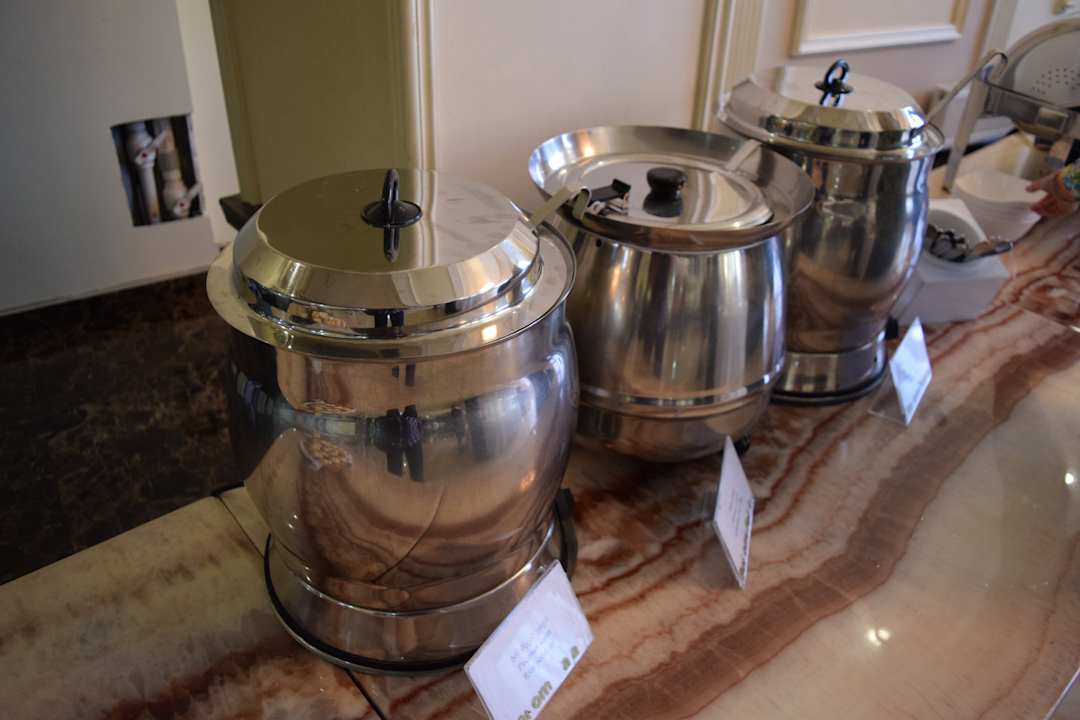 Frühstück in Form eines Buffets... Hotel & Spa Borjomi Palace