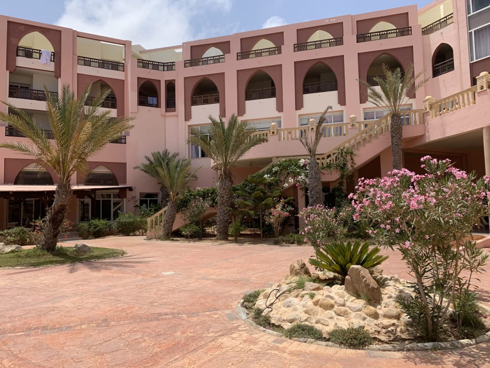 Außenansicht Lella Meriam Hotel & Club