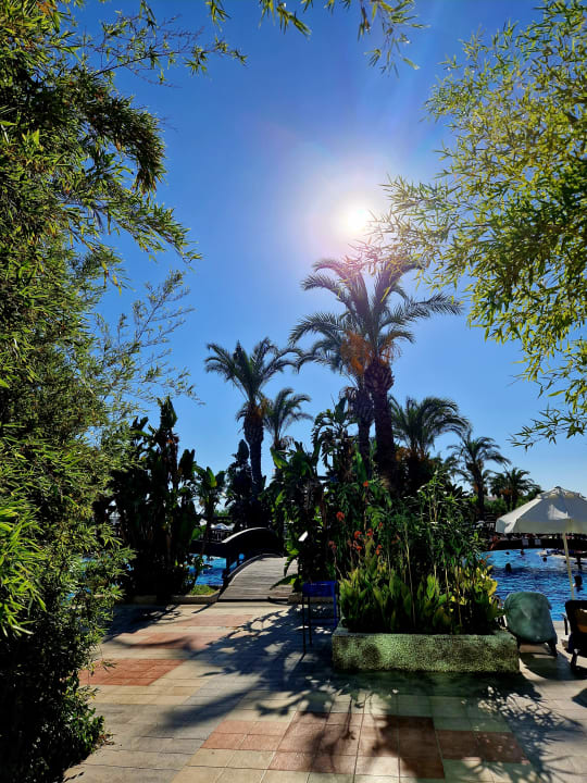 Gartenanlage Sunis Kumköy Beach Resort Hotel & Spa