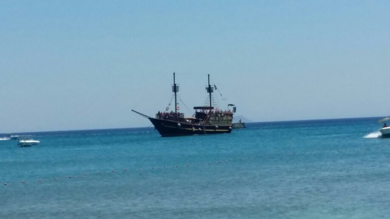Strand Atlantica Marmari Palace