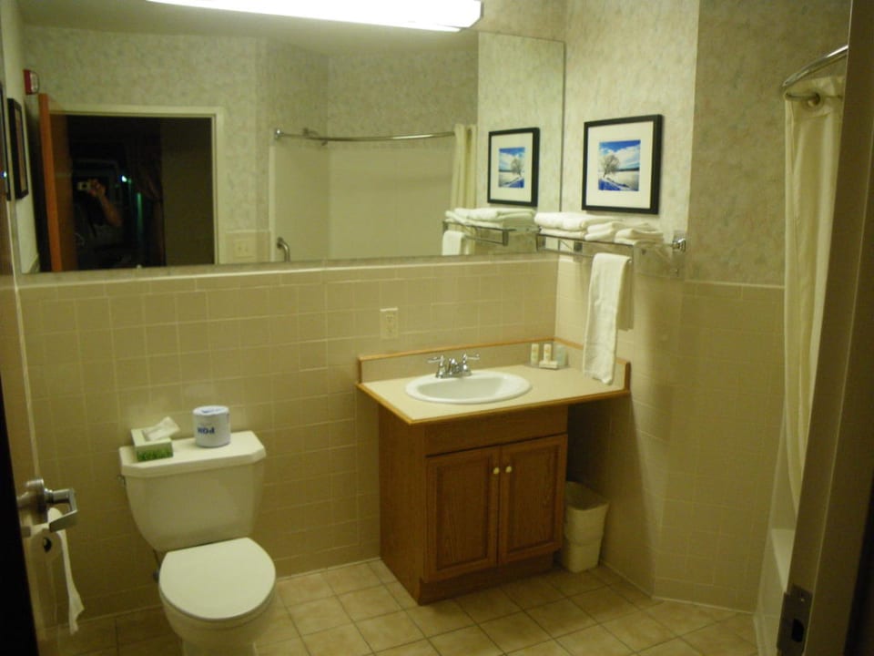 Bad Zimmer 207 Hotel Quality Inn Binghamton West