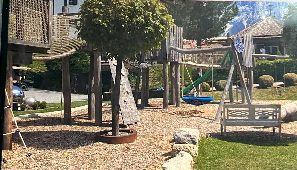 Gartenanlage Alpendomizil Zugspitze - Appartements & Lodges