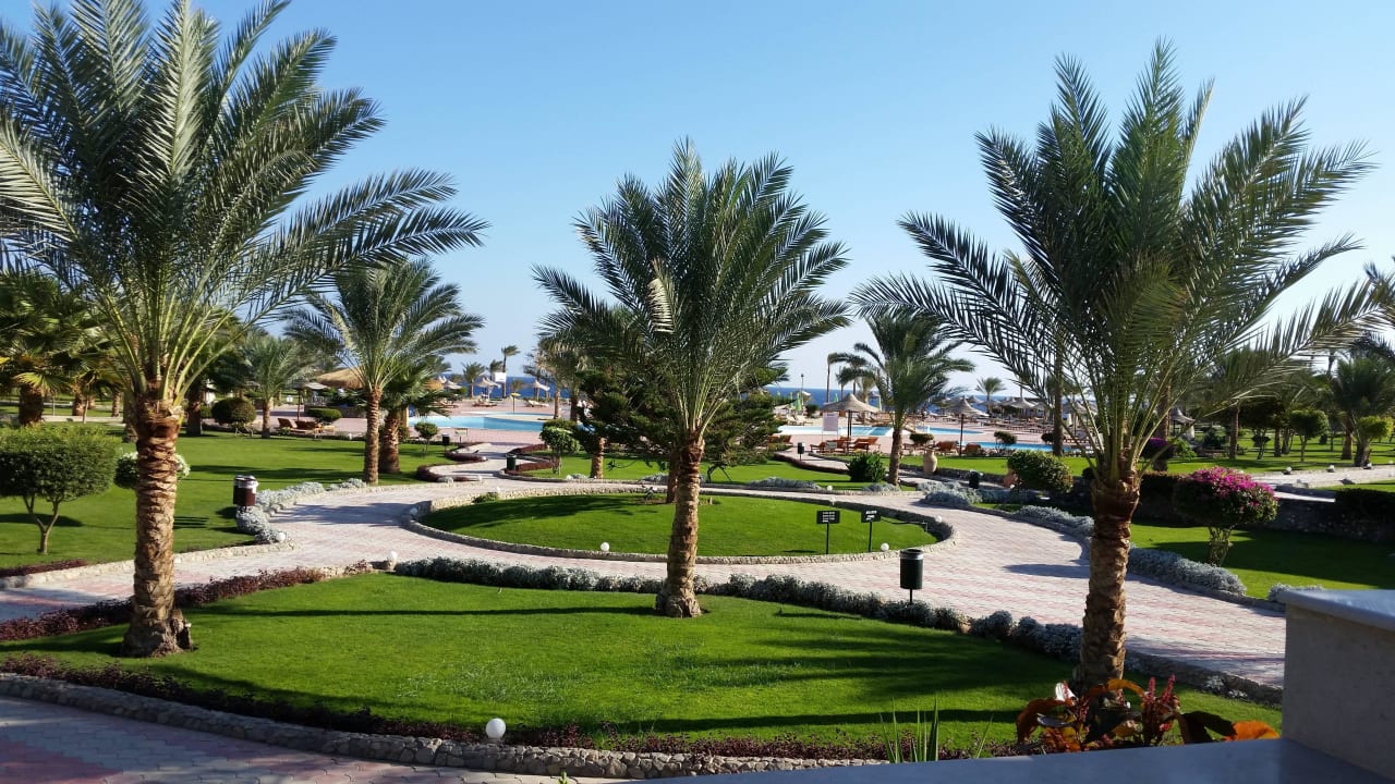 Garten Three Corners Sea Beach Resort