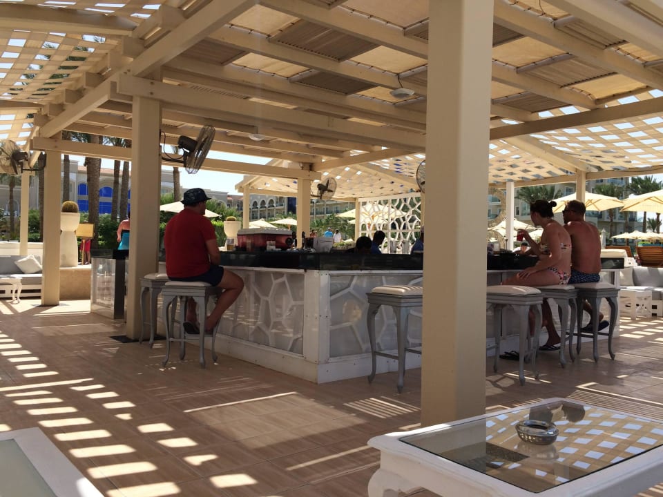 Poolbar Premier Le Reve Hotel & Spa