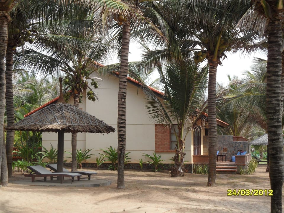 Unser Bungalow (104) von hinten Pandanus Resort