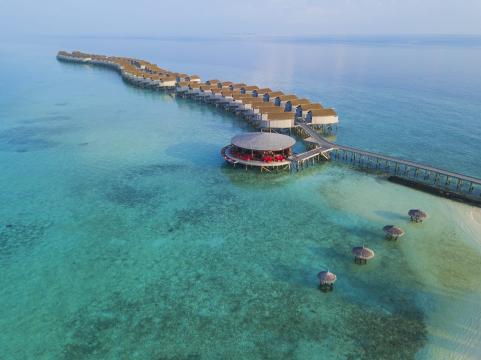 Außenansicht Centara Ras Fushi Resort & Spa Maldives