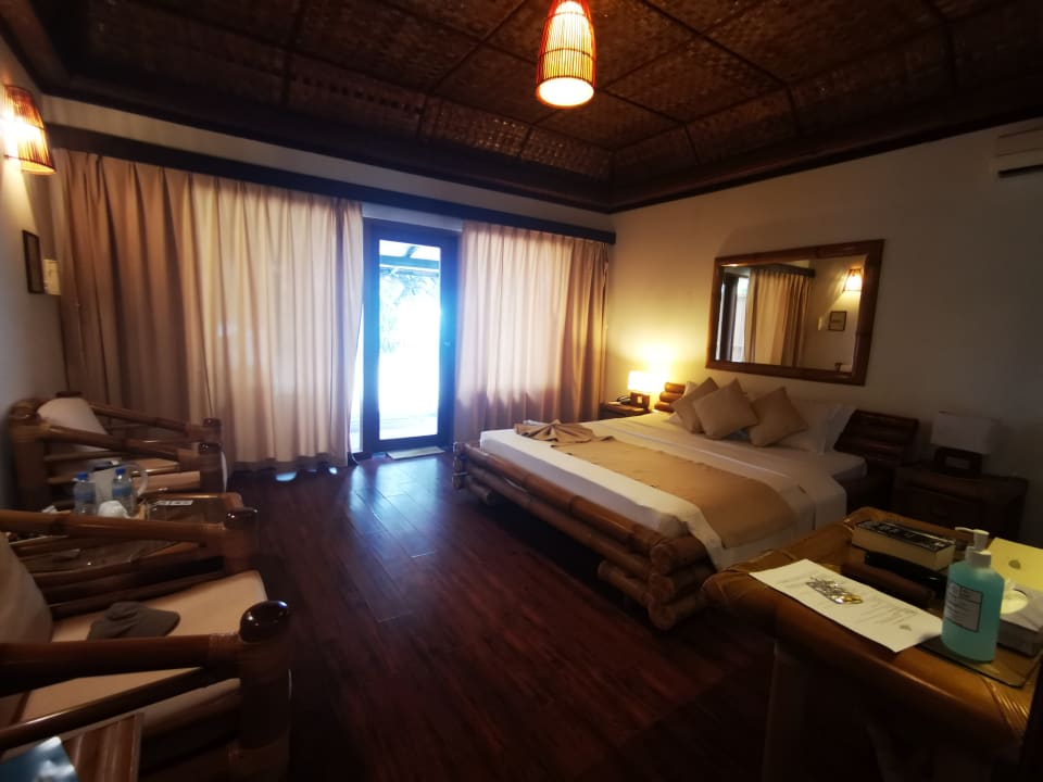 Zimmer Angaga Island Resort