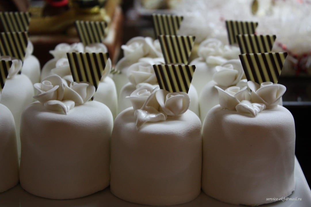 Ресторан Густо Hotel Delphin Imperial