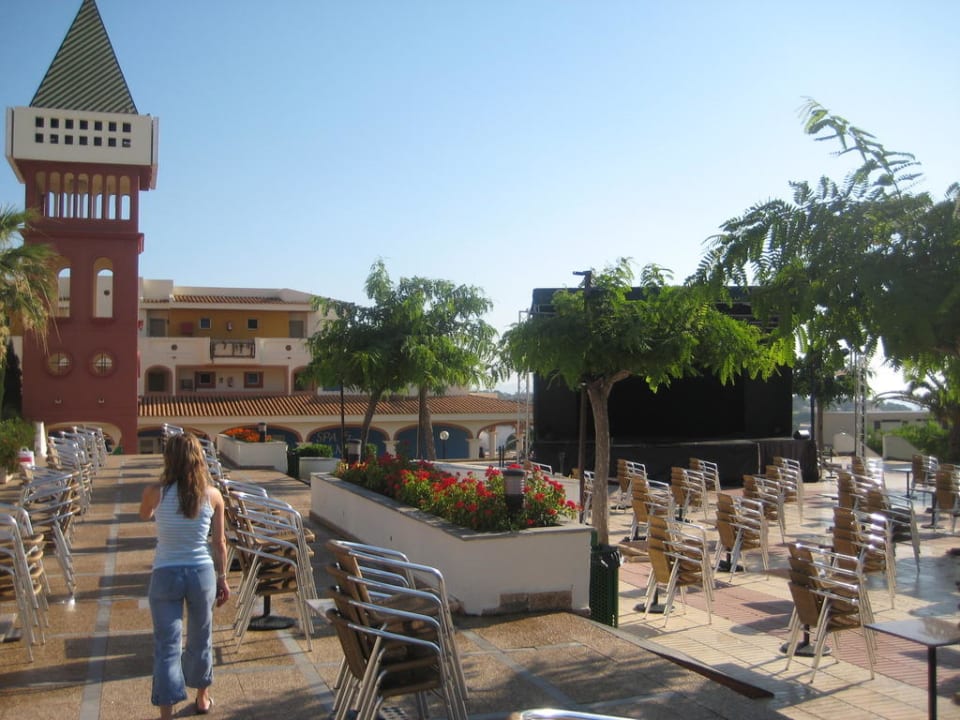 Showbühne blau punta reina