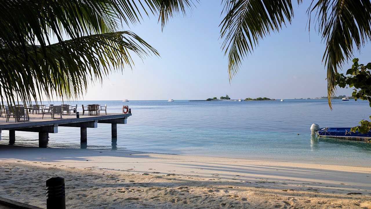 Außenansicht Vilamendhoo Island Resort & Spa