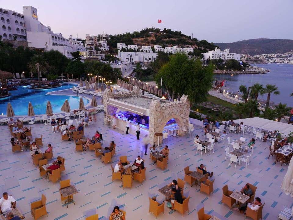 Nach dem Abendessen Salmakis Resort & Spa