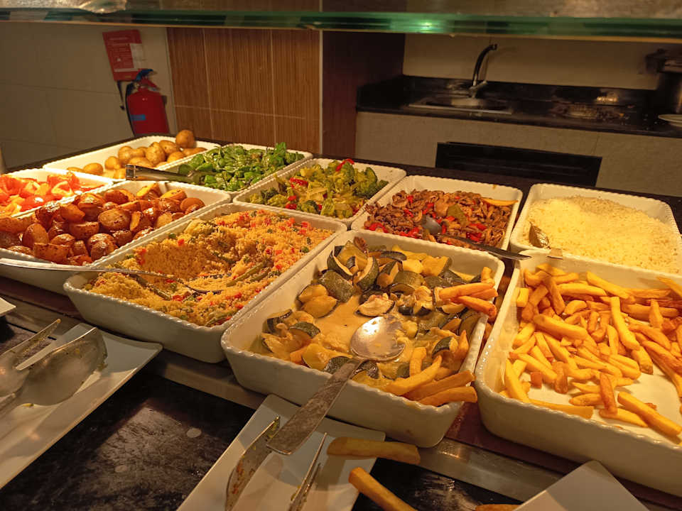 Gastro Hotel Riu Karamboa