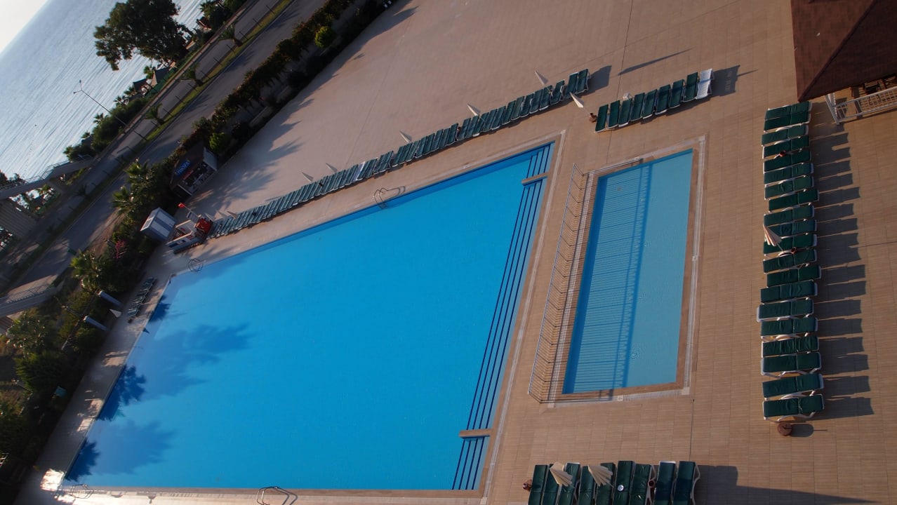 Hinterer Pool Eftalia Aqua Resort