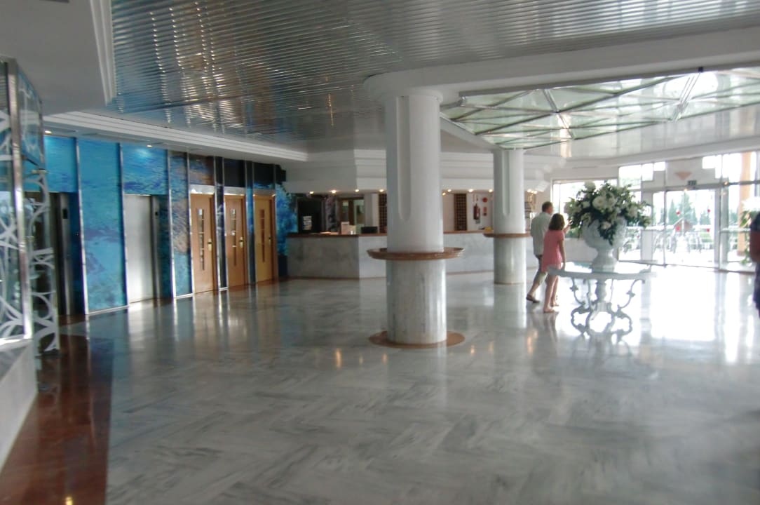 Rezeption Hotel Mariant Park