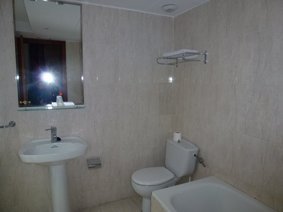 Das Badezimmer  Hotel California