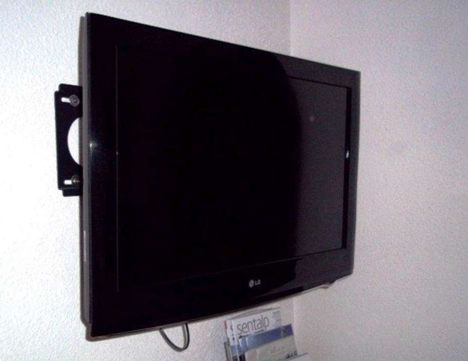 Fernseher von Zimmer 303 Alphotel Tyrol
