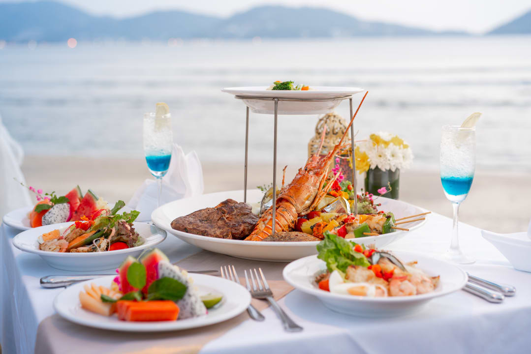 Gastro Thavorn Beach Village Resort & Spa