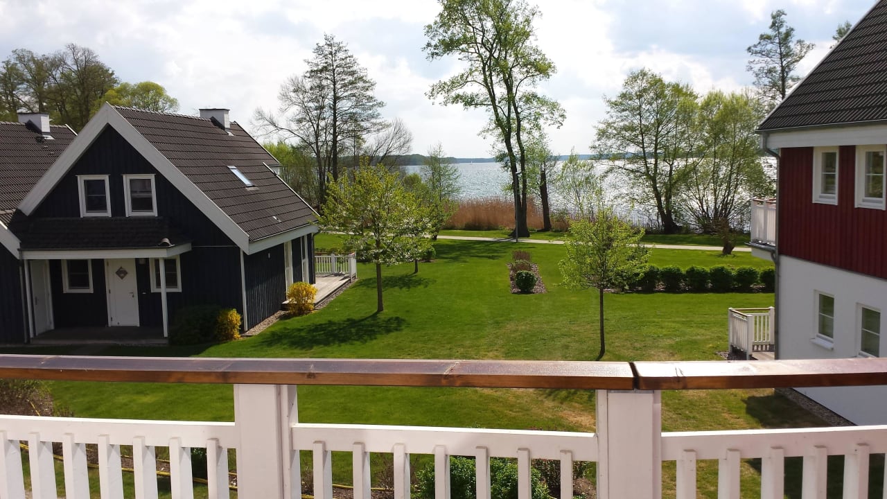 Blick von der Terrasse Ferienhäuser Schlosspark Bad Saarow