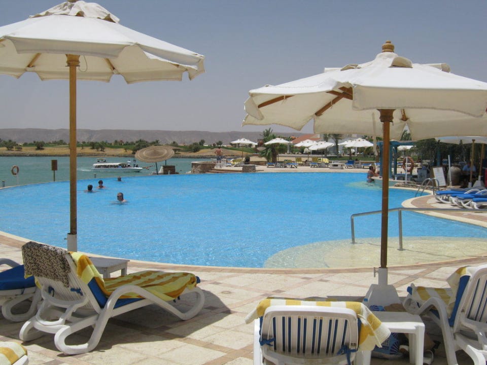 Lagoon Pool Cluster 7 Mövenpick Resort & Spa El Gouna