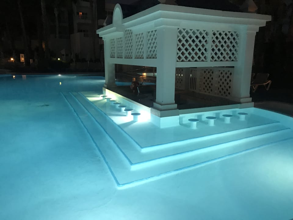 Pool Hotel Riu Paraiso Lanzarote