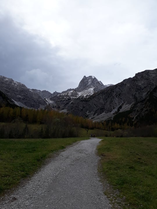 Ausblick Gramai Alm alpengenuss & natur spa