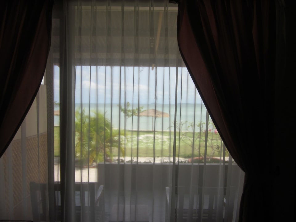 Ausblick auf Terrasse & Meer Hotel Bintan Cabana Beach Resort