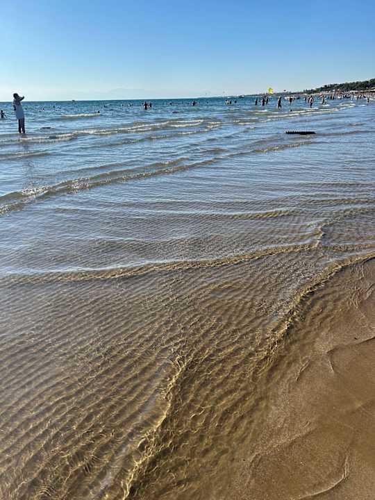 Strand Side Story Resort & Spa