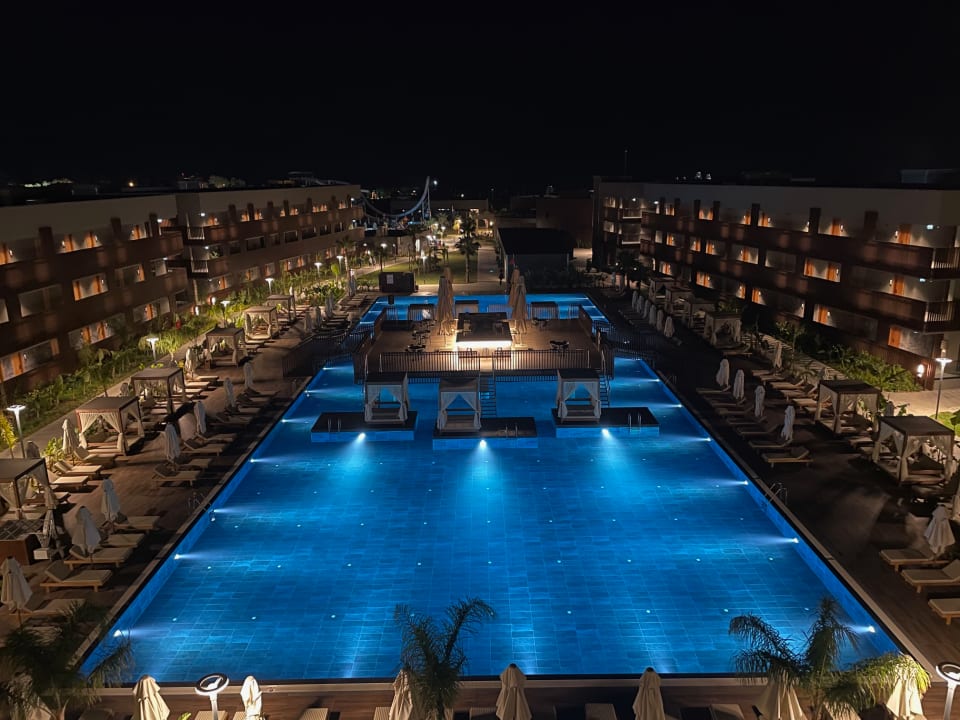 Pool Jacaranda Luxury Resort