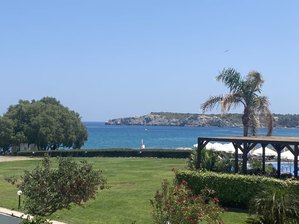 Ausblick Asterias Beach Resort