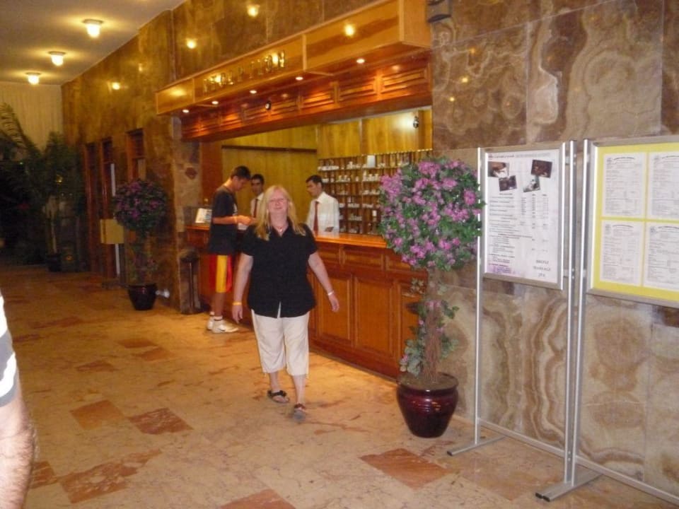 Lobby Eingang Hotel Grand Efe