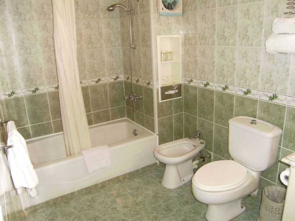 Badezimmer JAZ Pyramids Resort