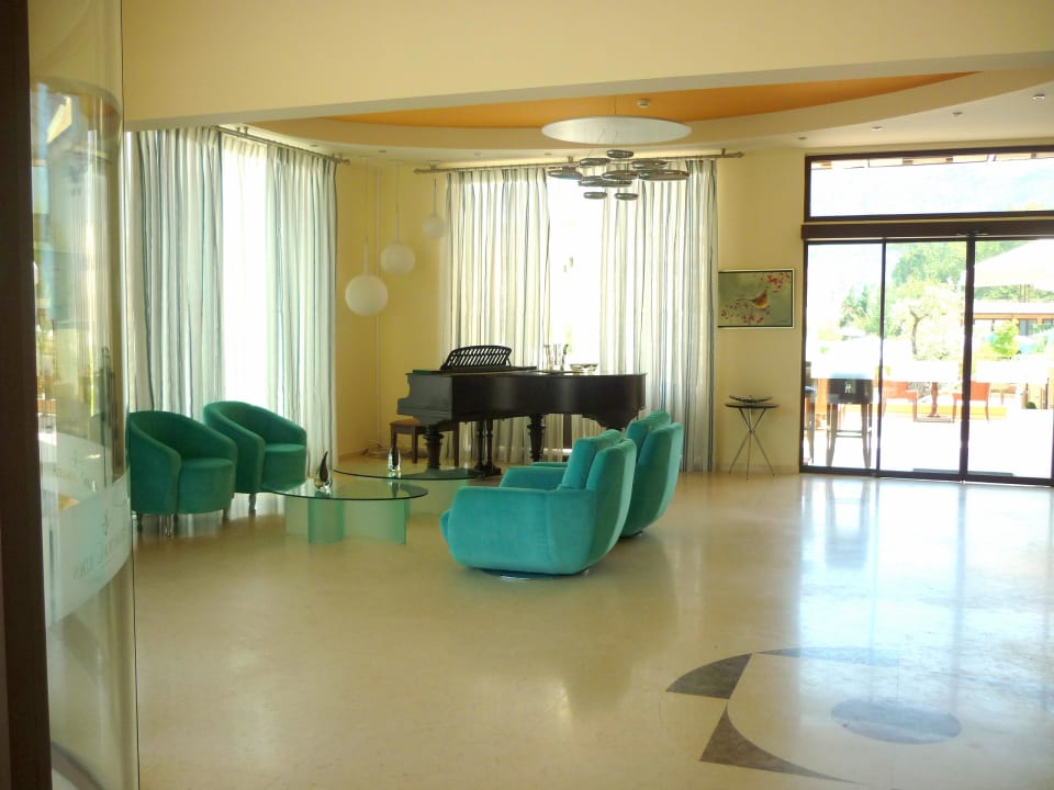 Eingang Alexandra Golden Boutique - Adults only