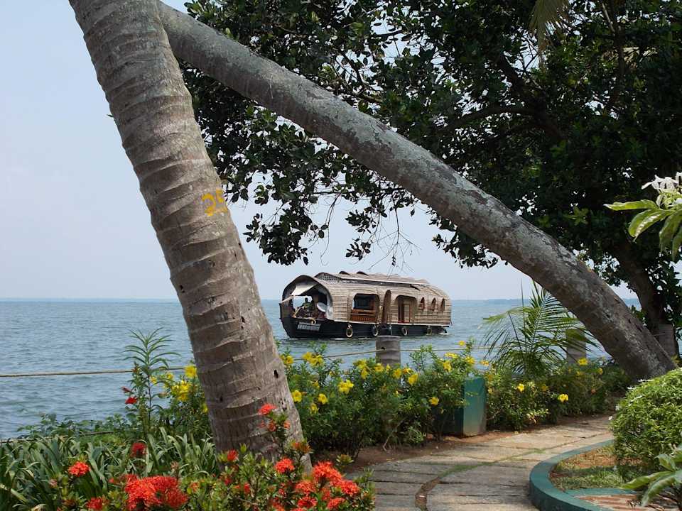 Hotelanlage direkt am See Hotel Lakesong Resort