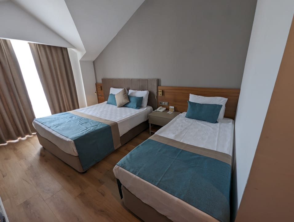 Zimmer Side Story Resort & Spa