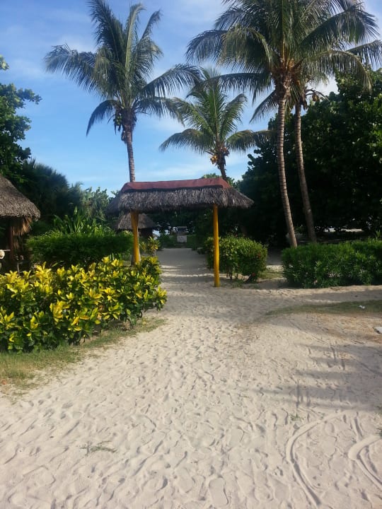 Auf dem weg zum strand Muthu Playa Varadero