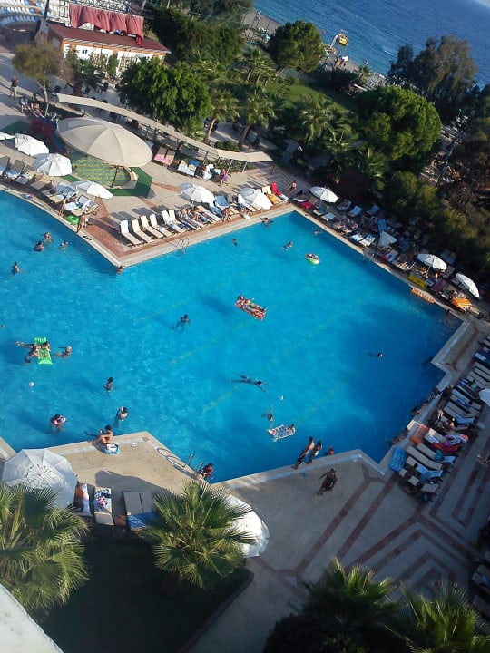 Pool Mira Meridia Beach Hotel